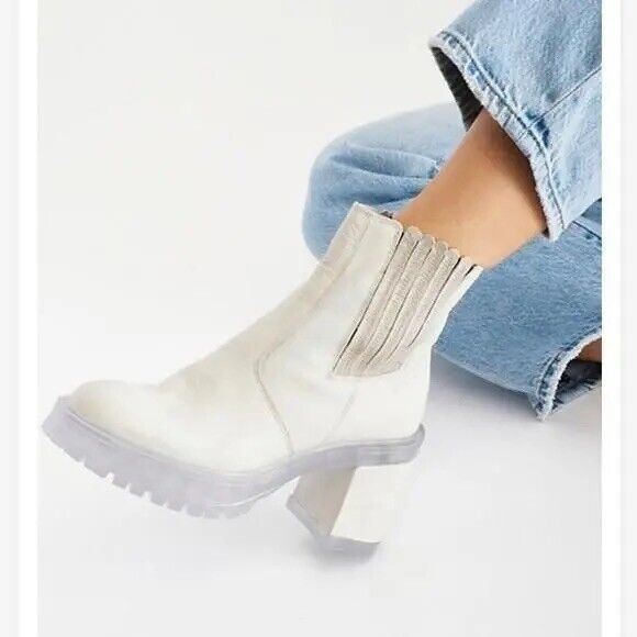 NEW Free people, James Chelsea Boot Size 39 1/2